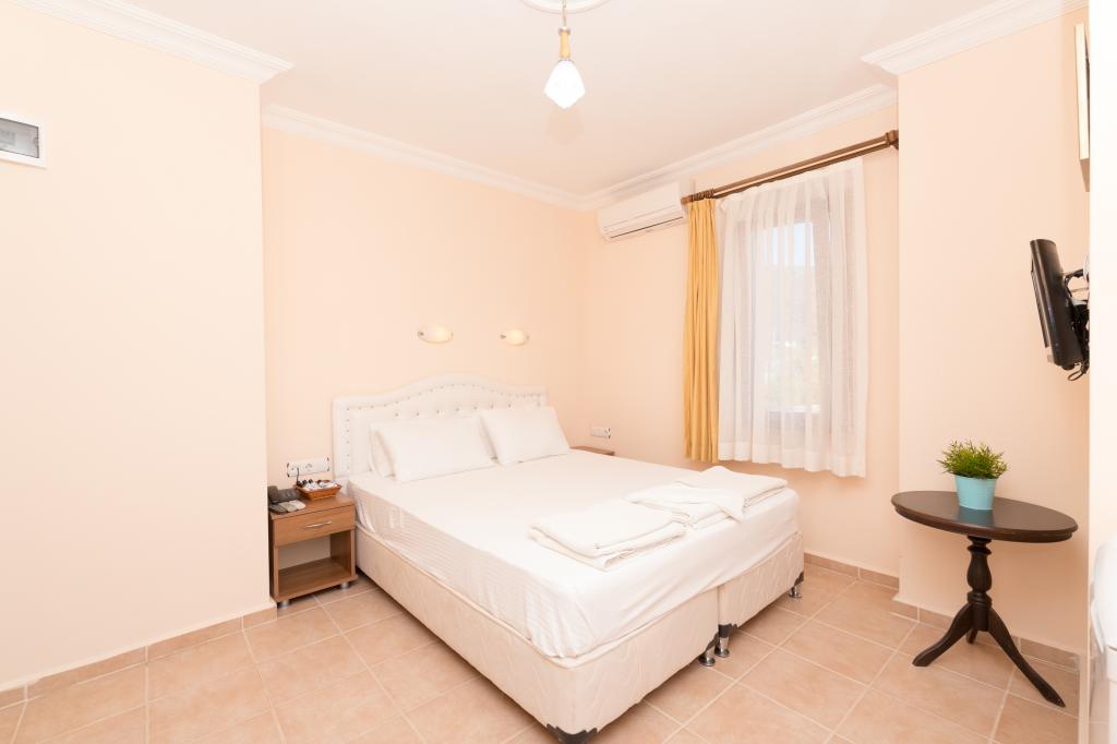Deniz Apart Otel Palamutbükü