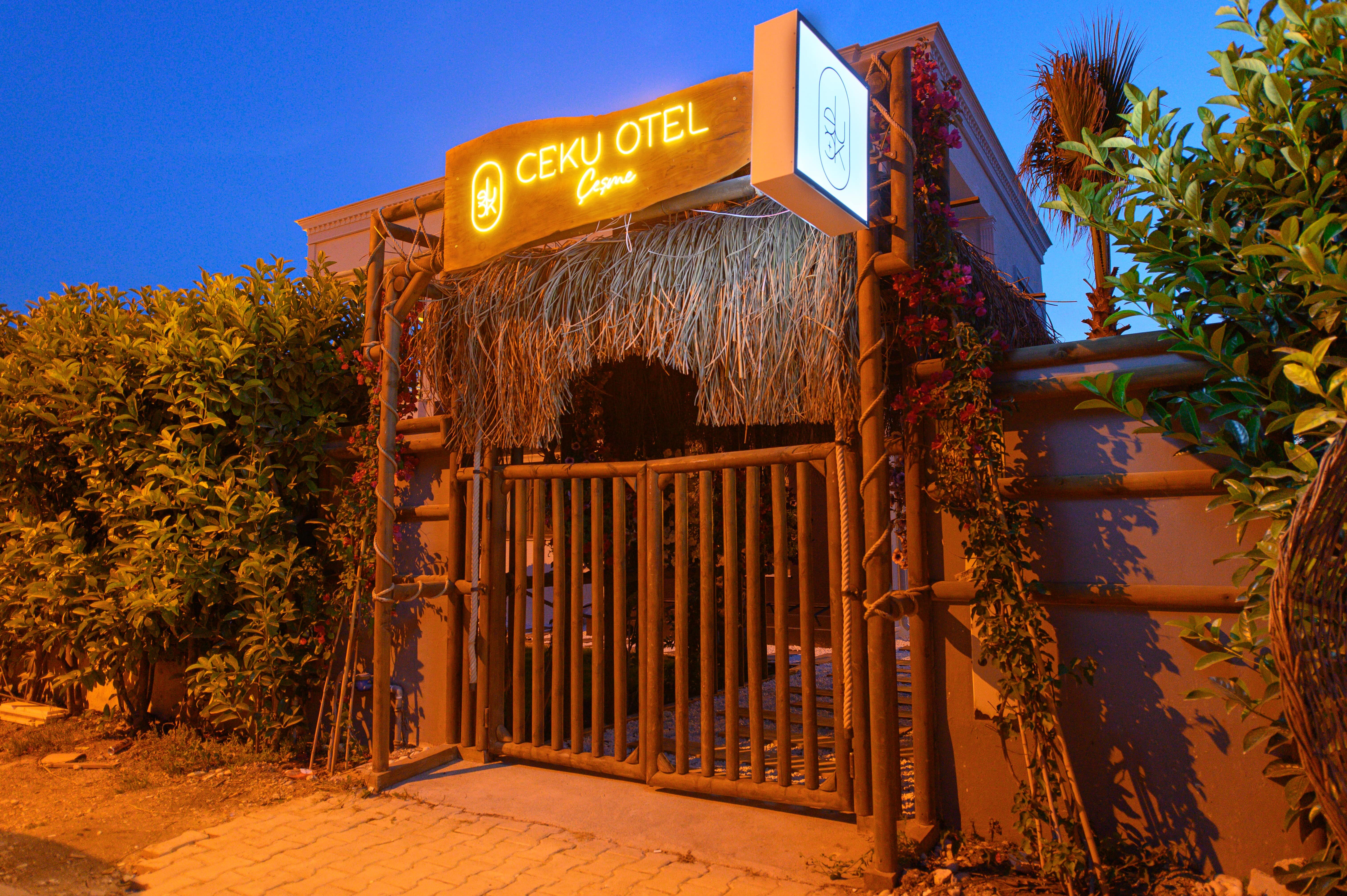Ceku Otel Çeşme