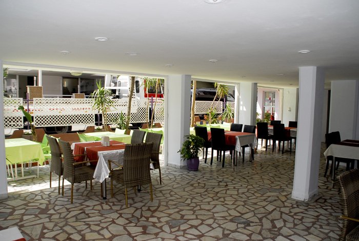 Rosella Apart Hotel