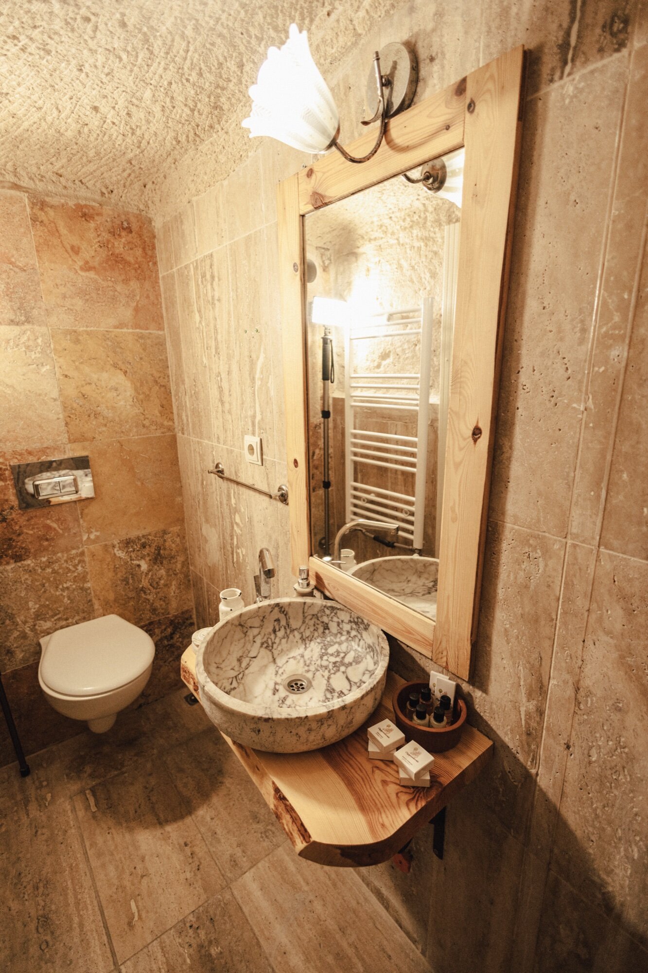 Deluxe Jacuzzi Room, Courtyard View