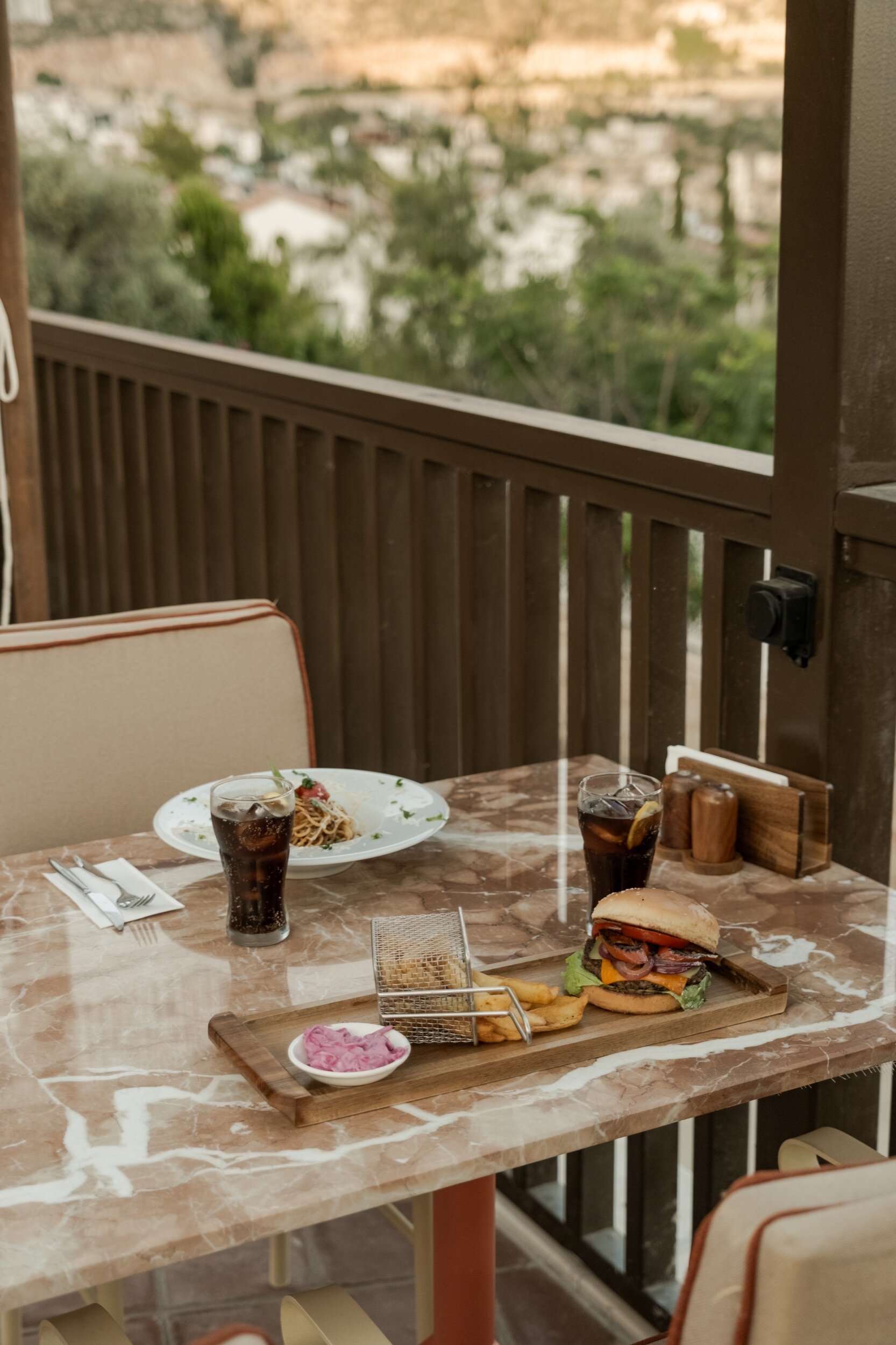 Asfiya Sea View Hotel