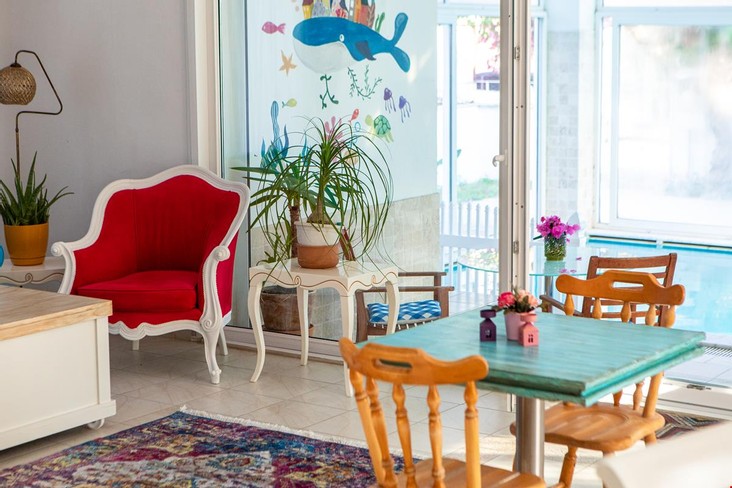 Olya Hotel