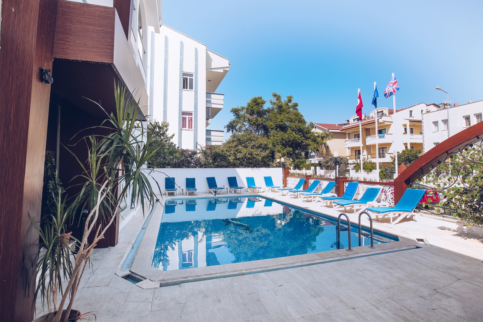 Princess Kinli Suites Hotel