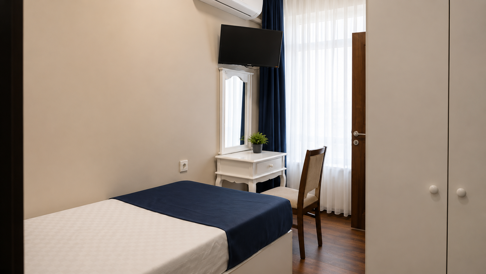 Single Rooms