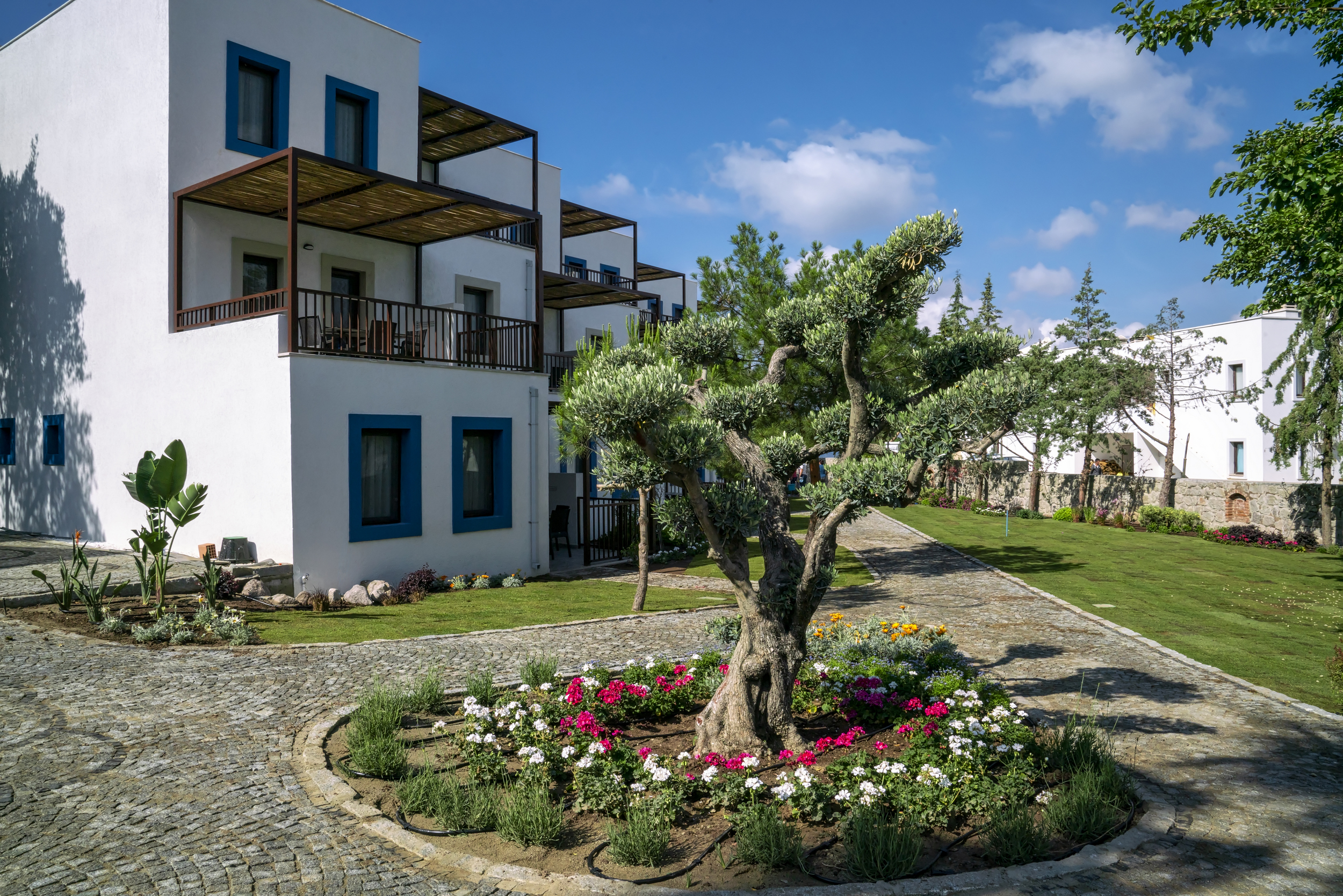 Dorman Suites Hotel