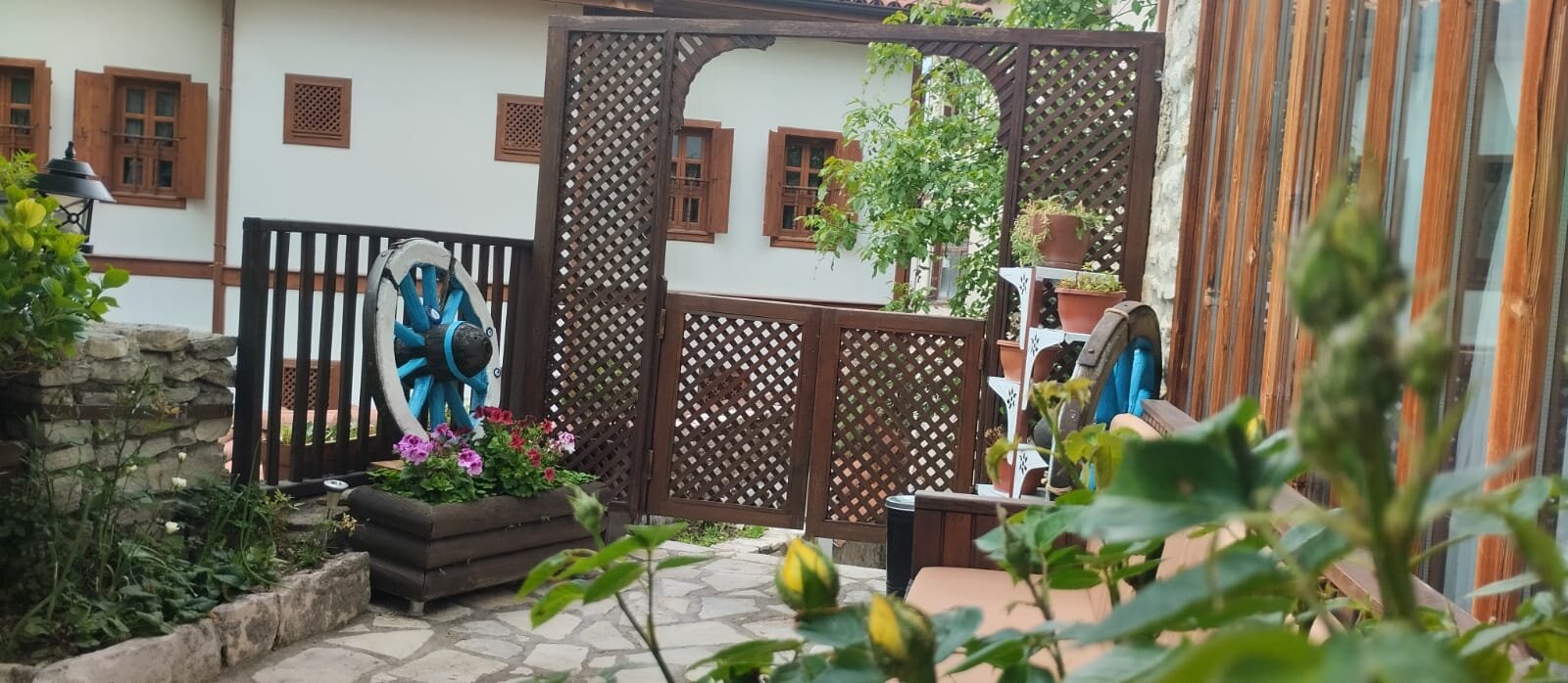 Akçe Konakları · 11