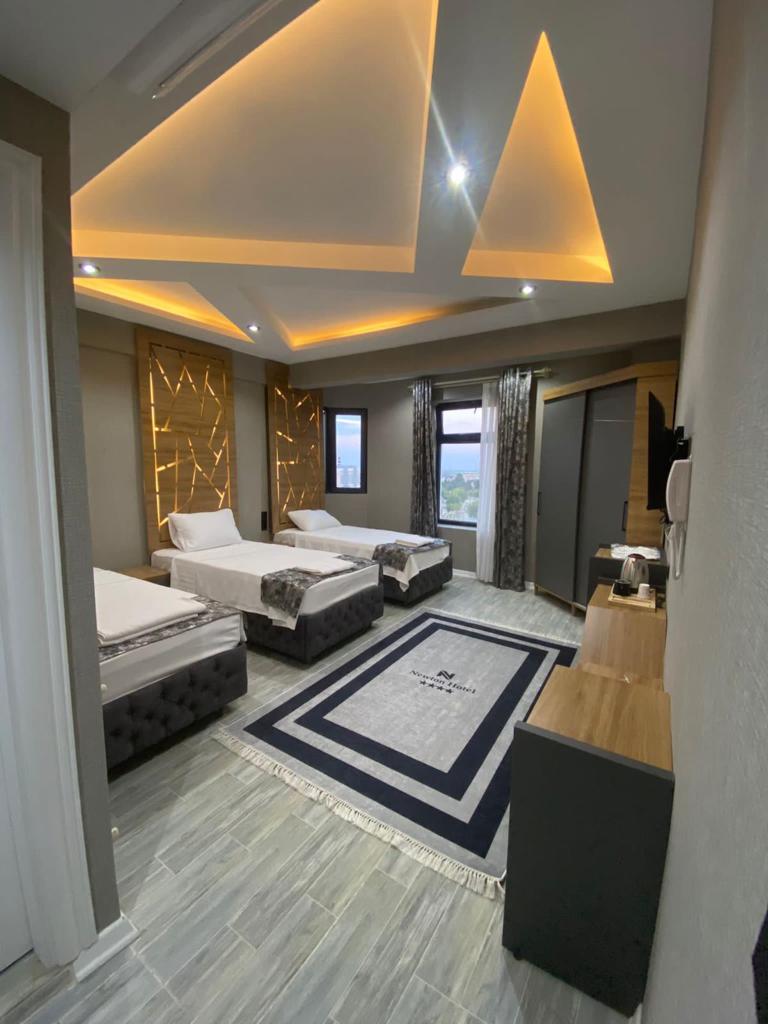 Newton Otel