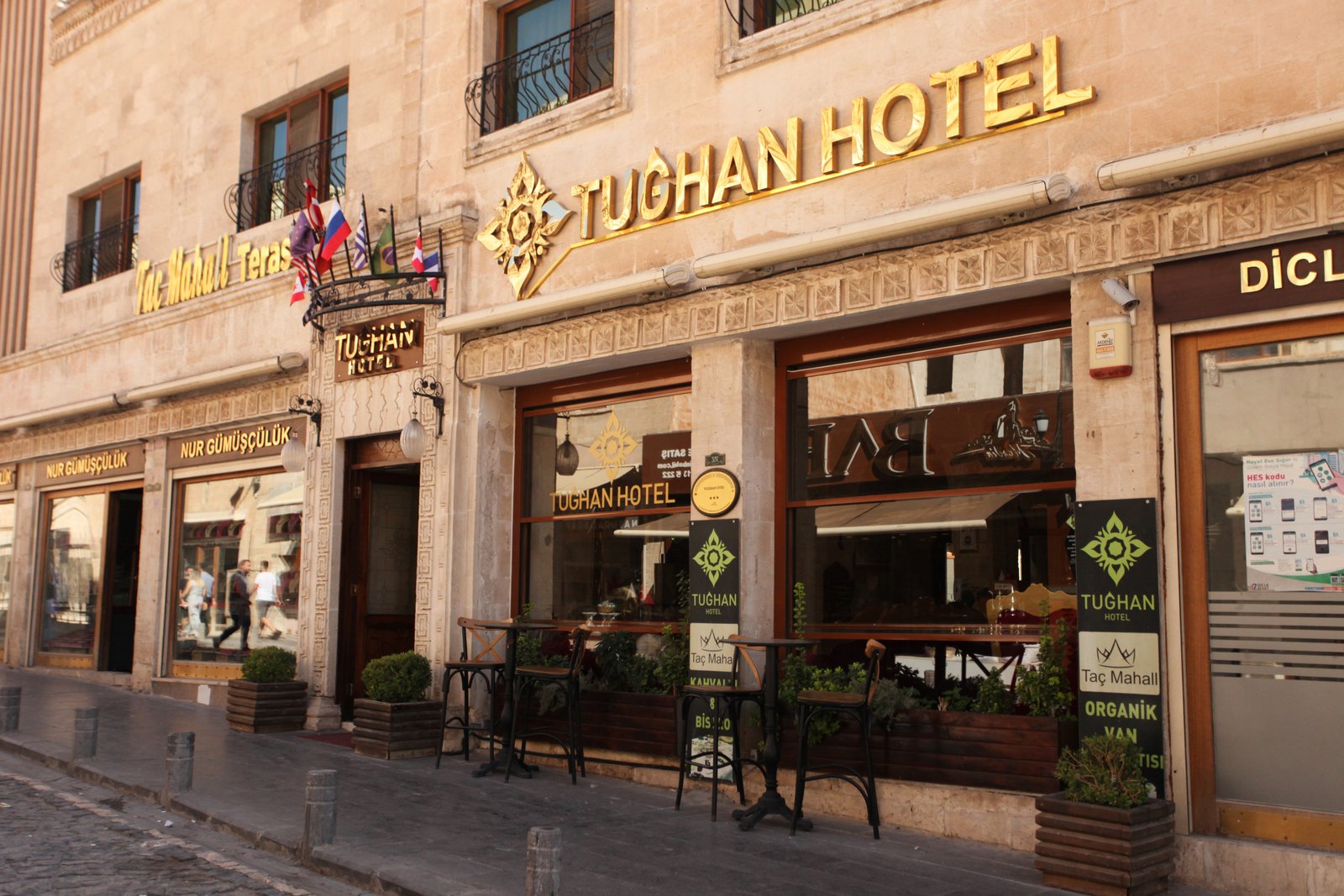 Tuğhan Hotel