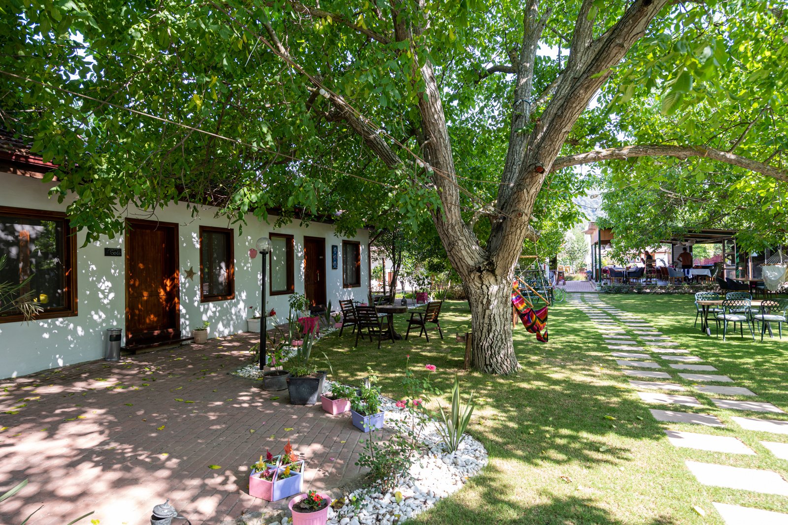 Ephesus Lodge · 16