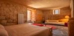 Deluxe Cave Room Görseli