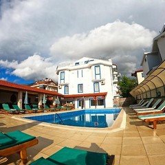 California Apart Hotel