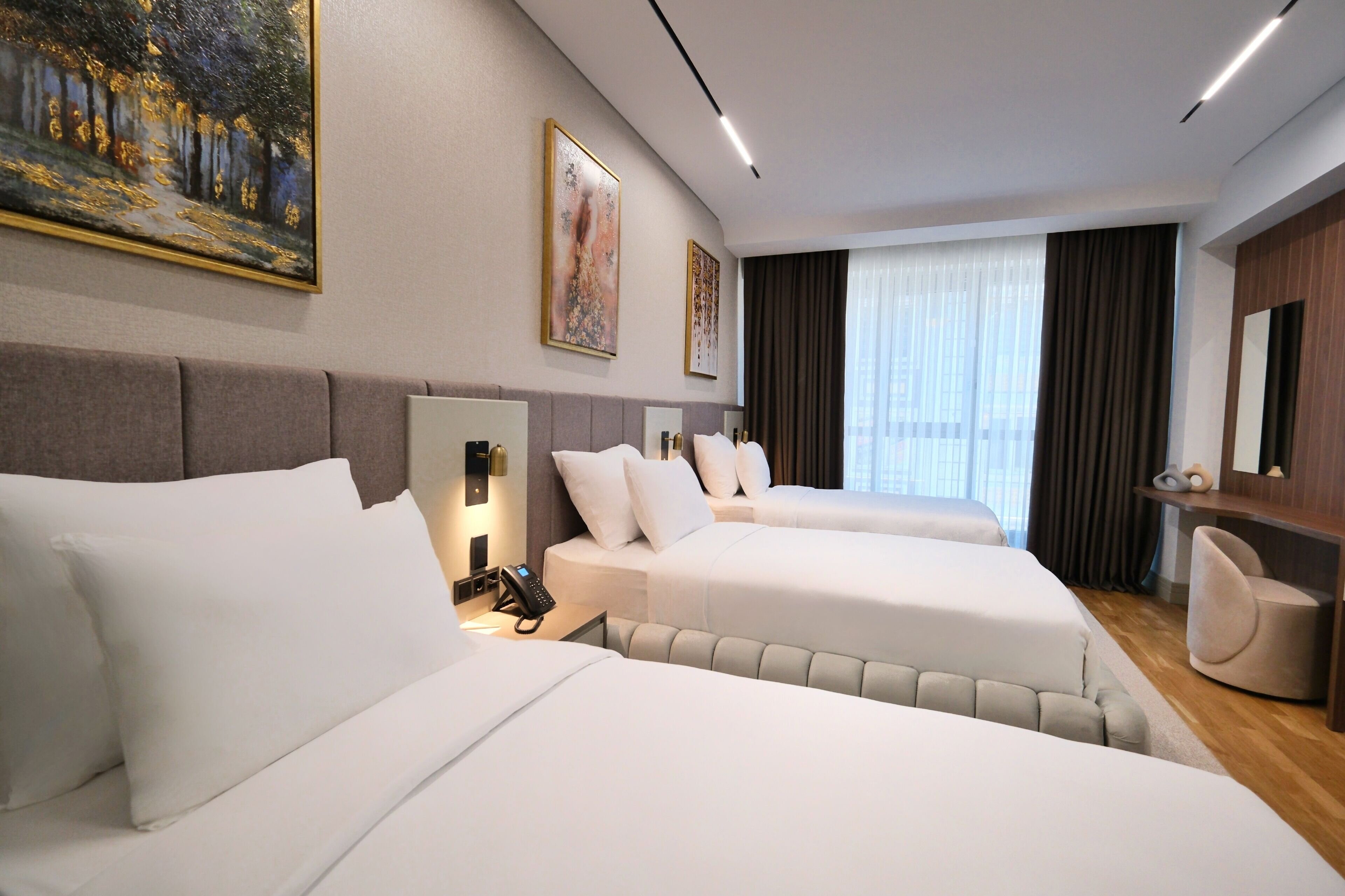 Deluxe Triple Room