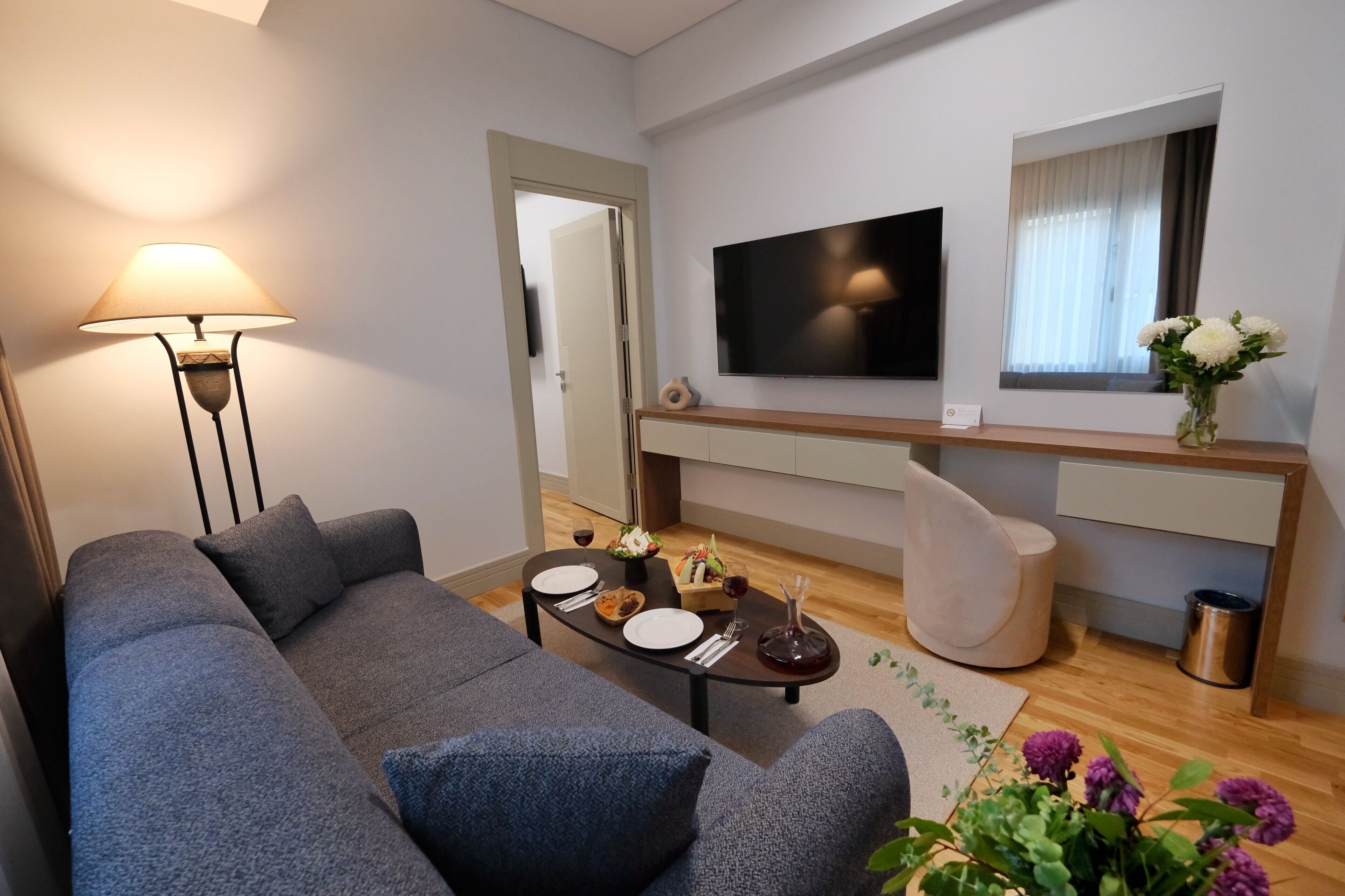 Junior Suite Room