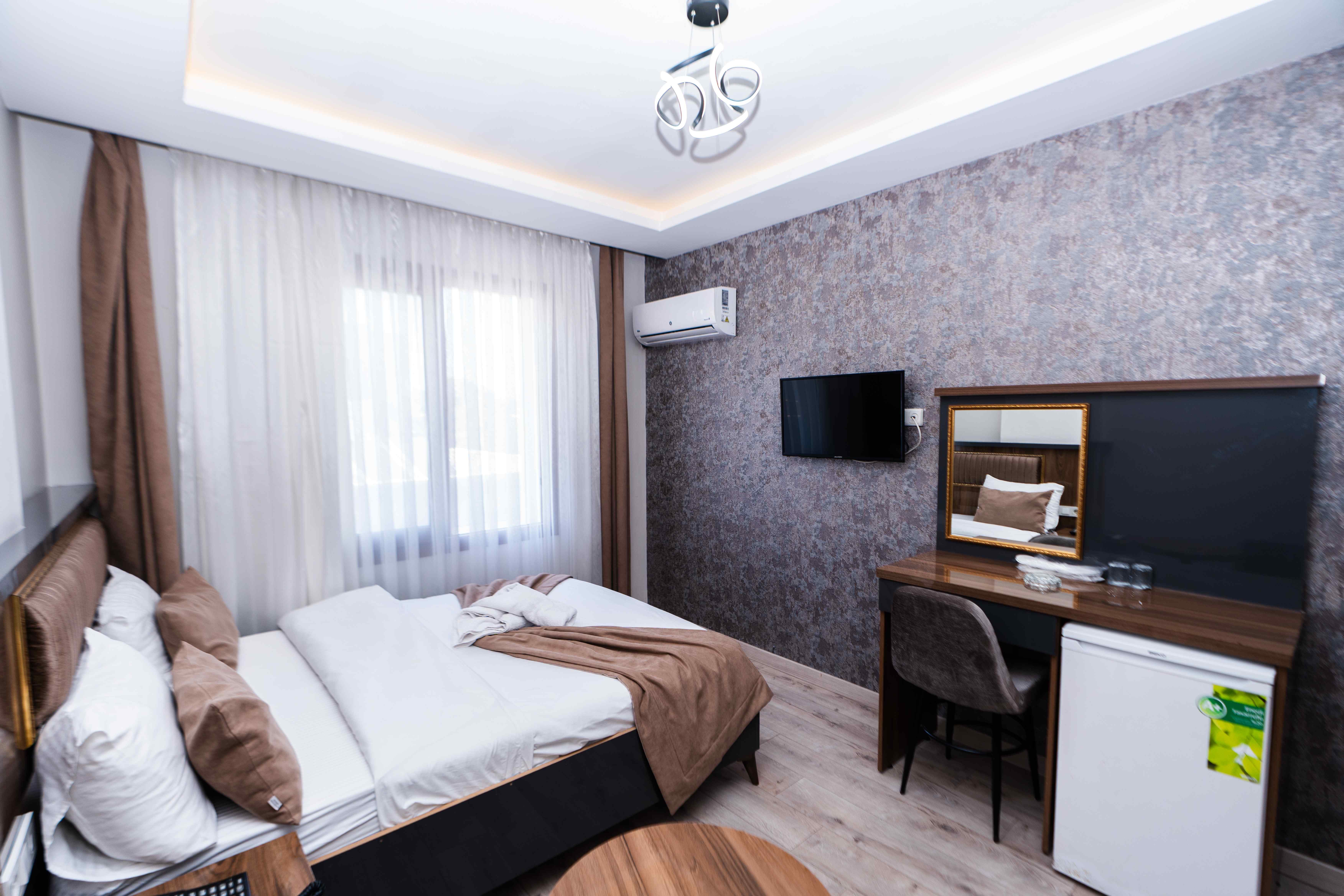 Grand Diamond Hotel · 10