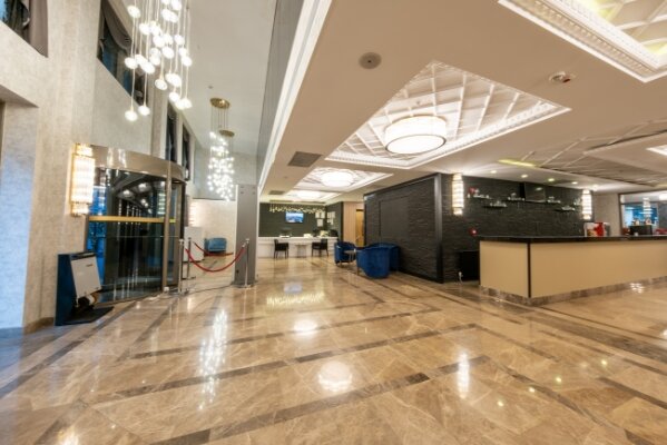 Capital Center Hotel