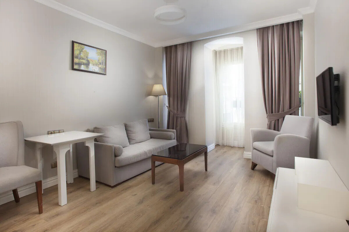 Allegra Suites