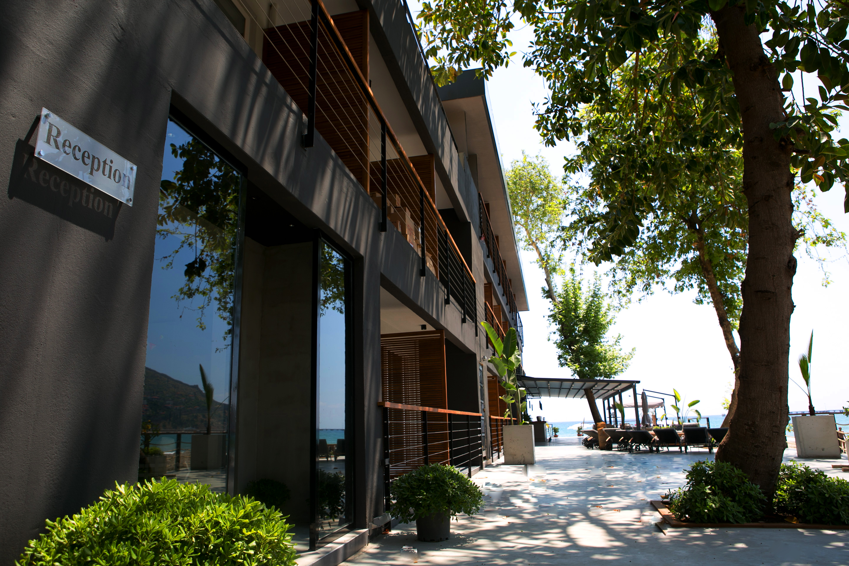 En Vie Beach Boutique Hotel