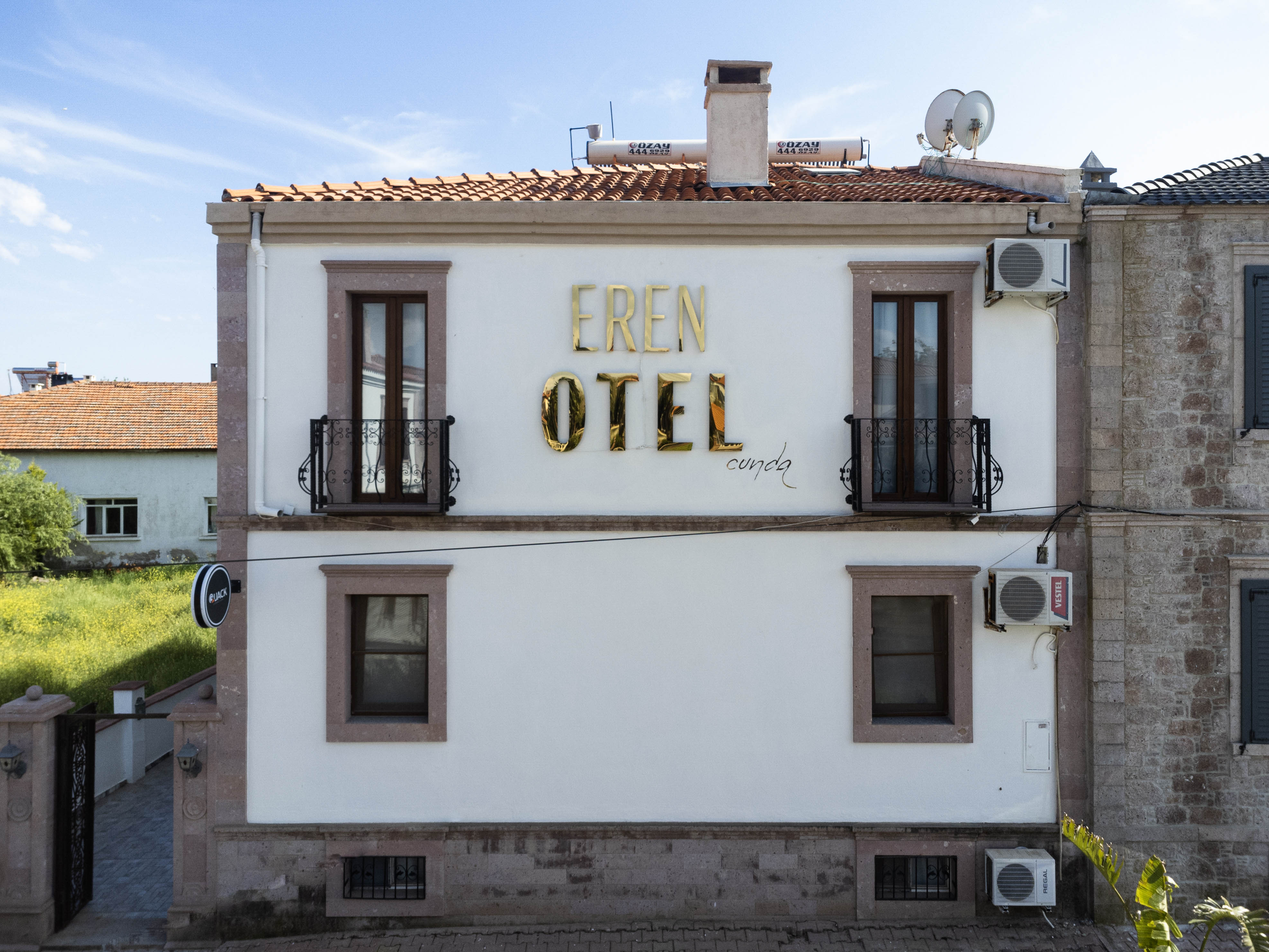 Cunda Eren Otel