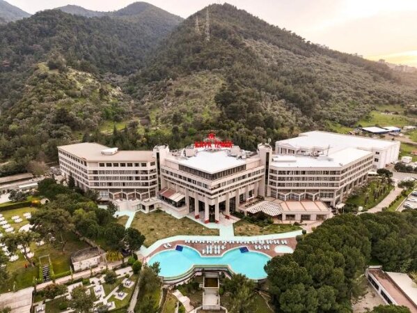 Kaya İzmir Thermal & Convention Hotel