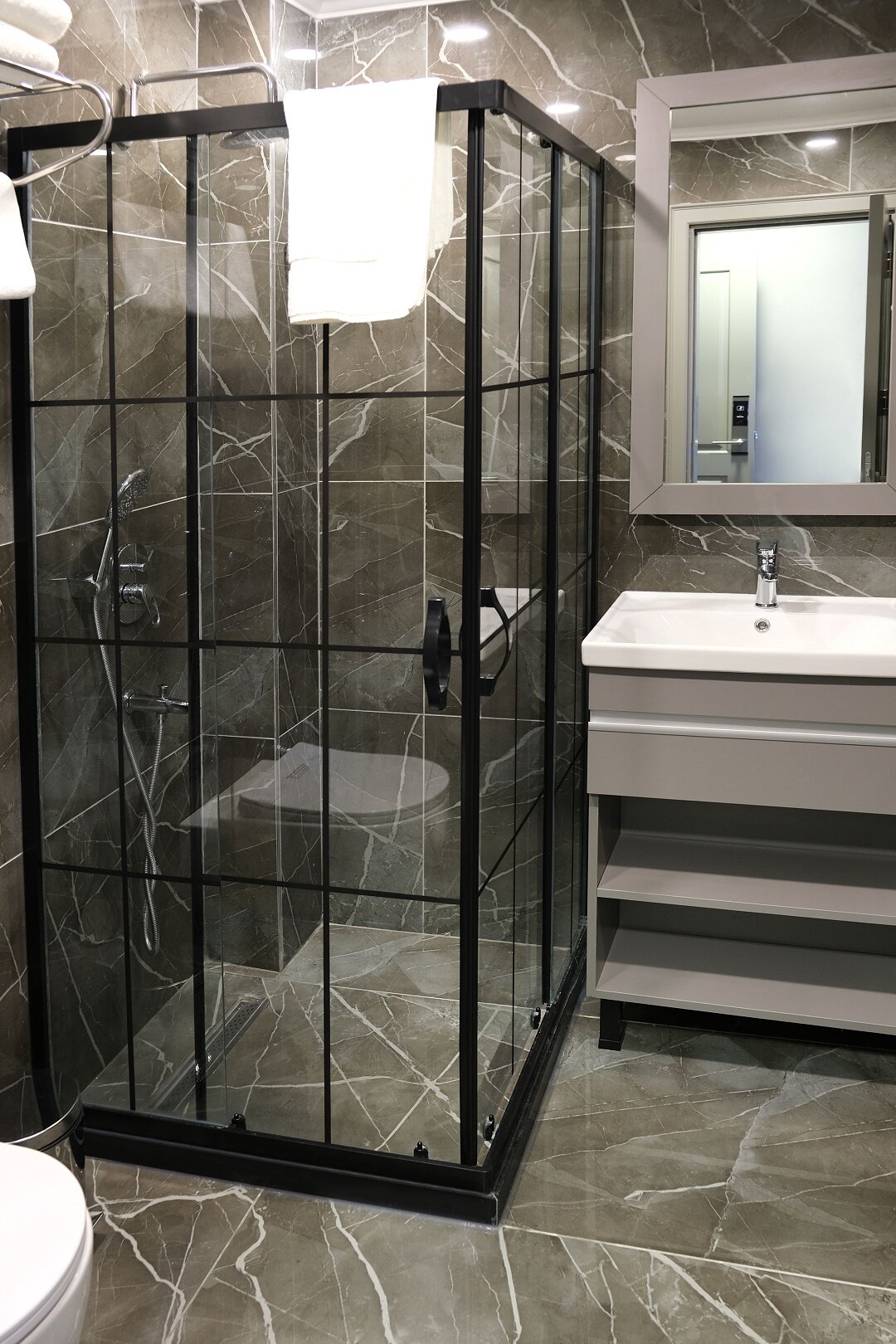 Dilens Bosphorus Hotel · 15