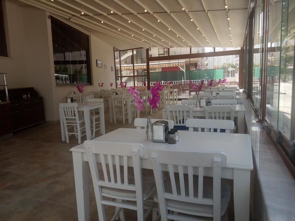 Mood Beach Hotel