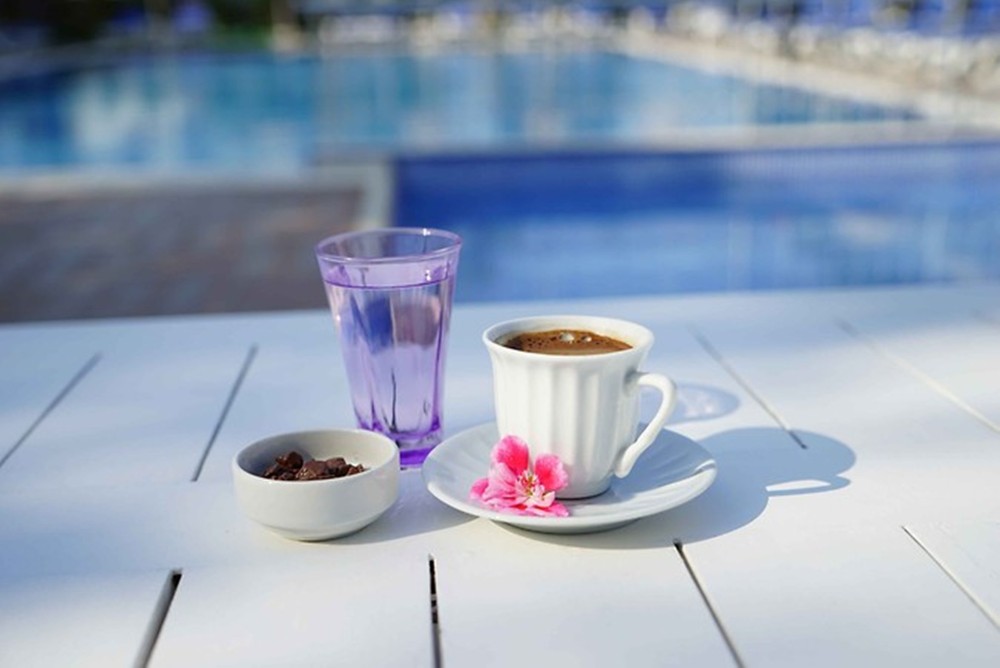 Zeytin Arası Apart Otel