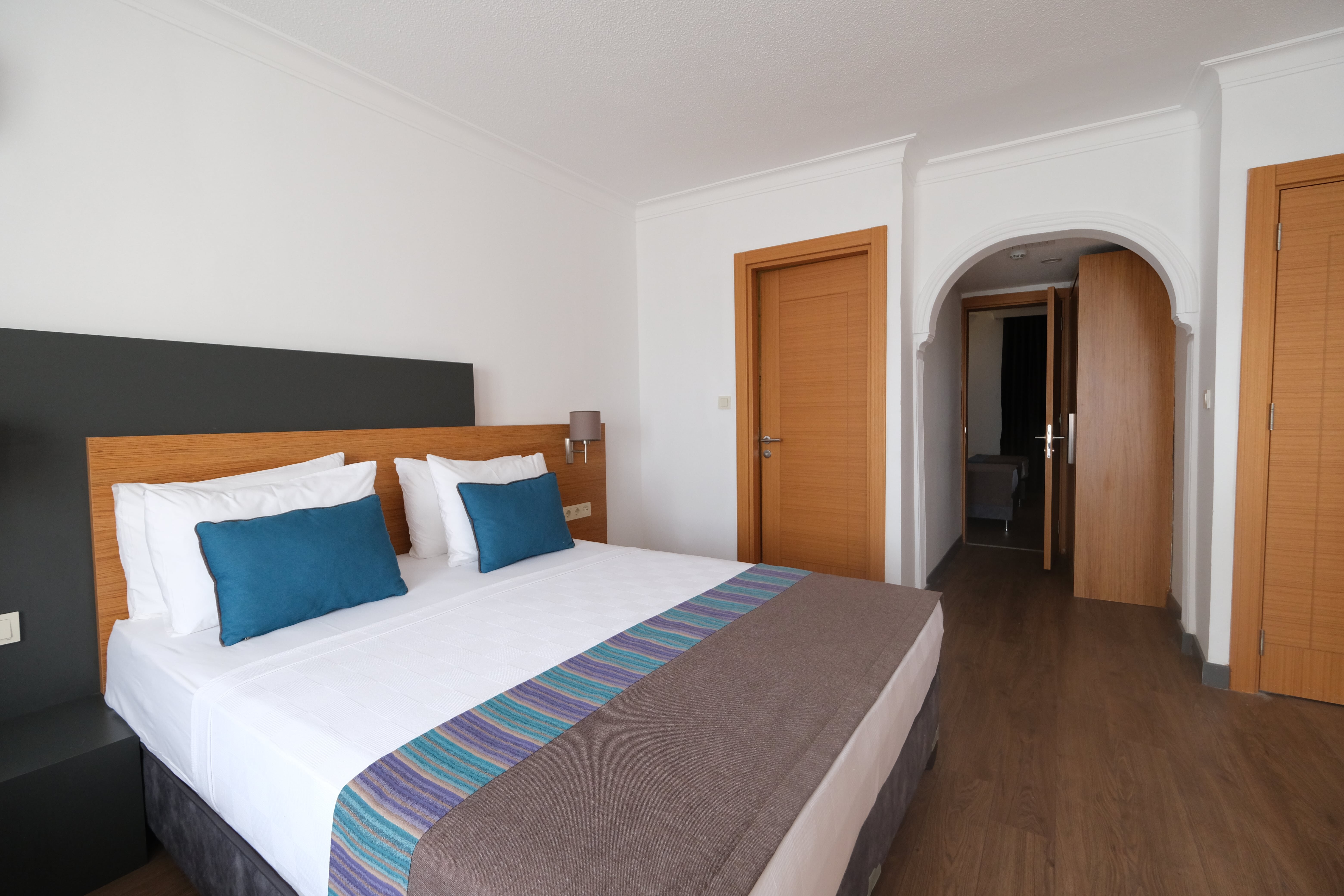 Qinn Otel