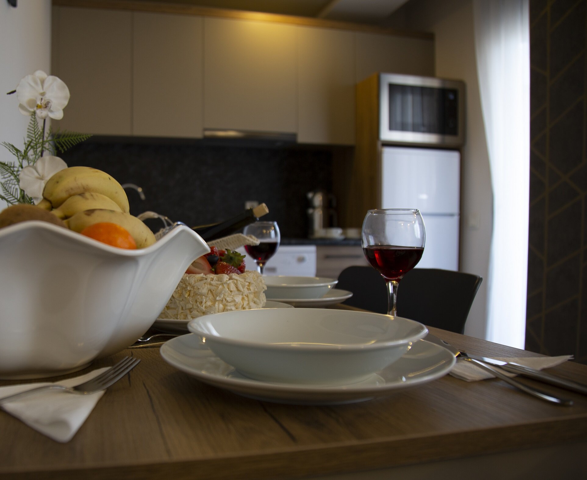 Golden World Suite Hotel