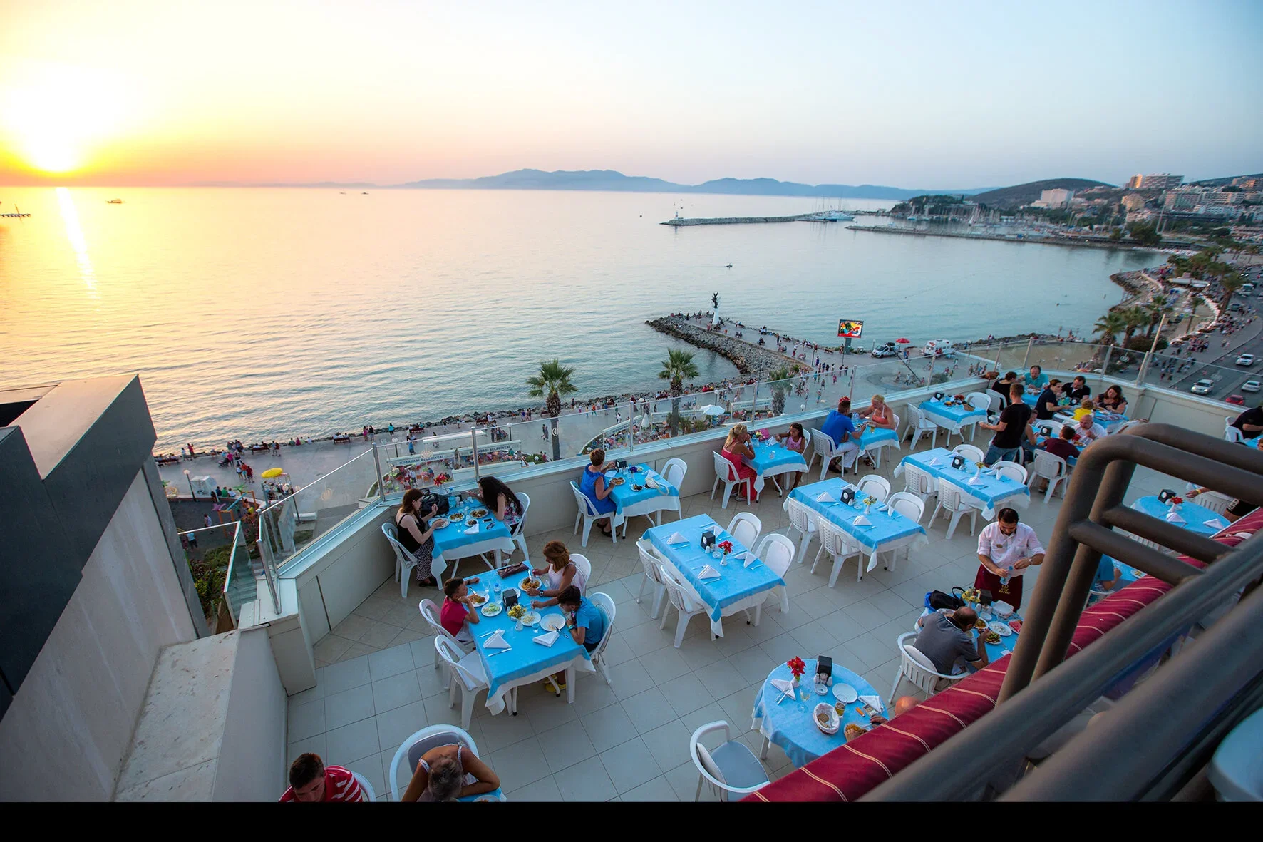 Derici Hotel Kuşadası · 4