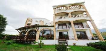 Topset Hotel