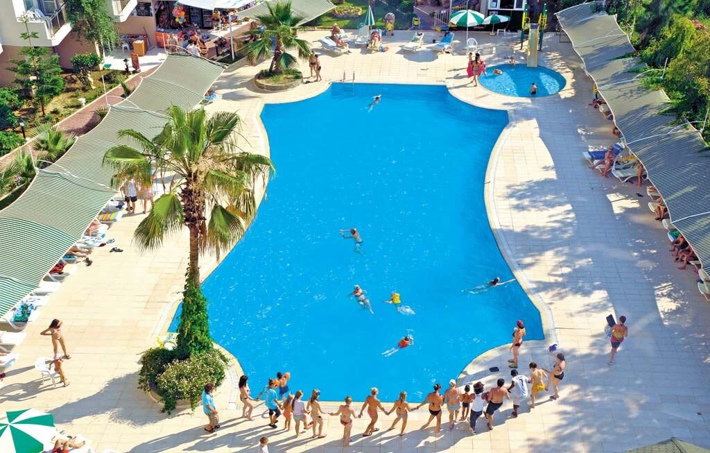 Asrın Beach Hotel · 9