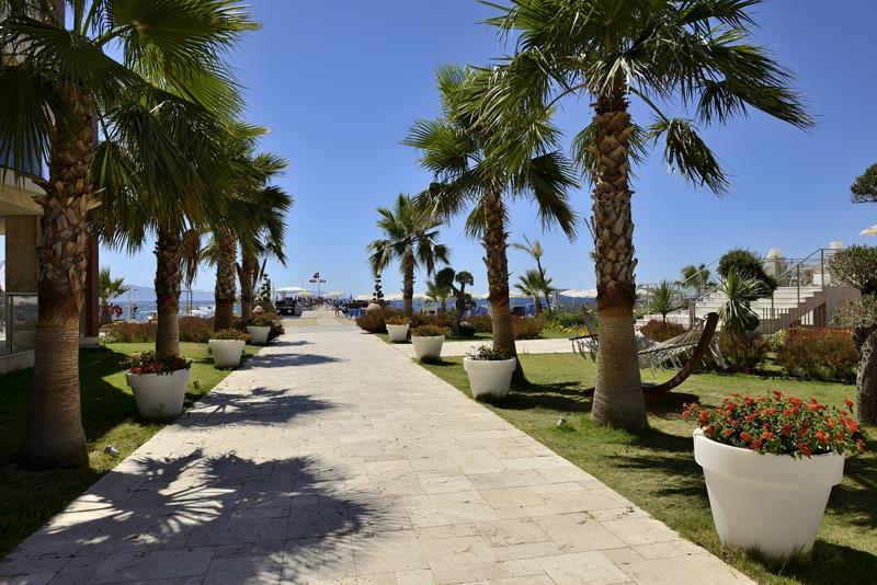 Sundance Suites Hotel & Spa