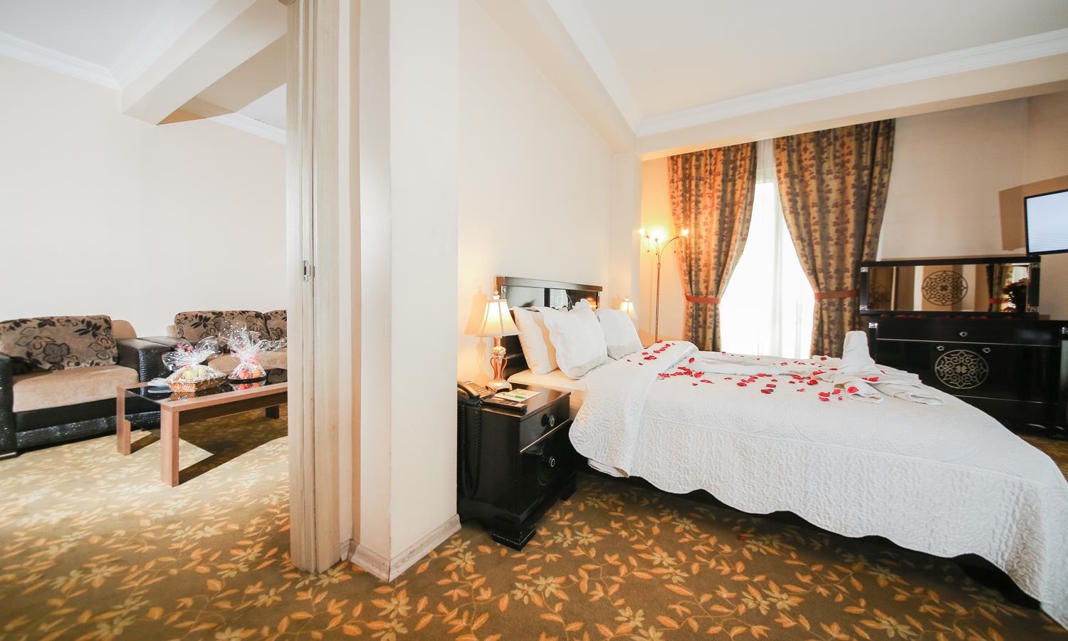 Junior Suite Room