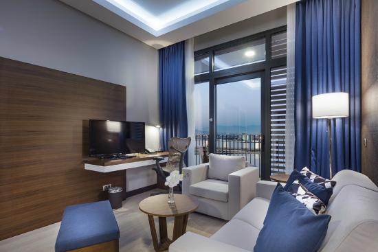 Hilton Garden Inn İzmir - Bayraklı