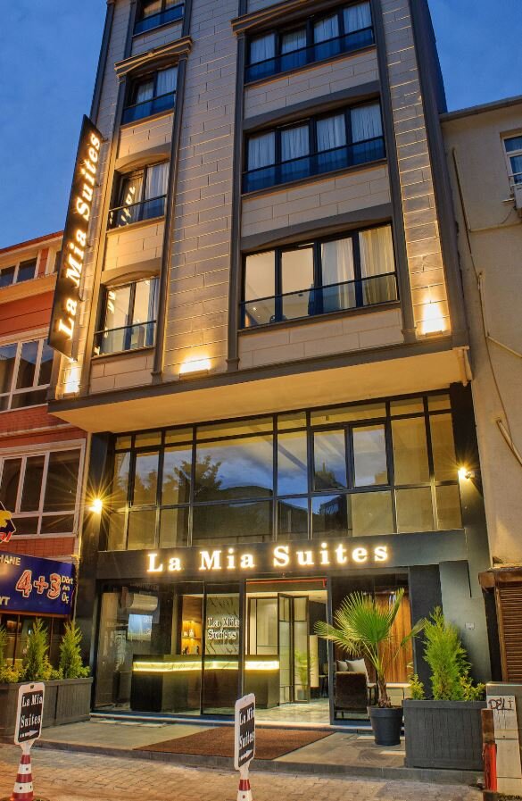 La Mia Suites
