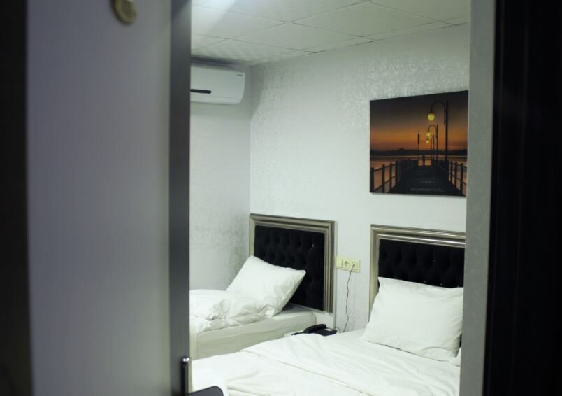 Paradise Airport Hotel