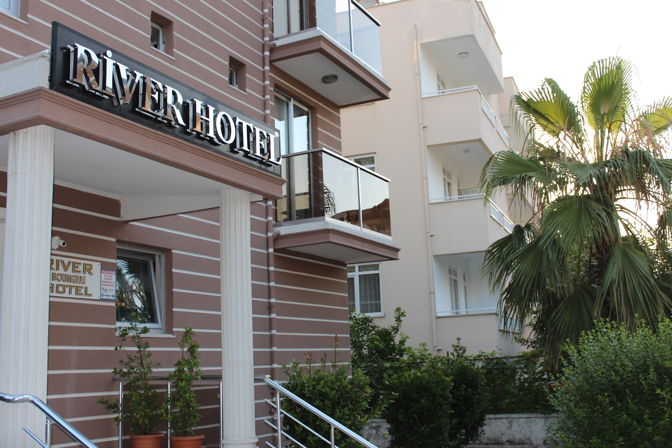 River Boutique Hotel