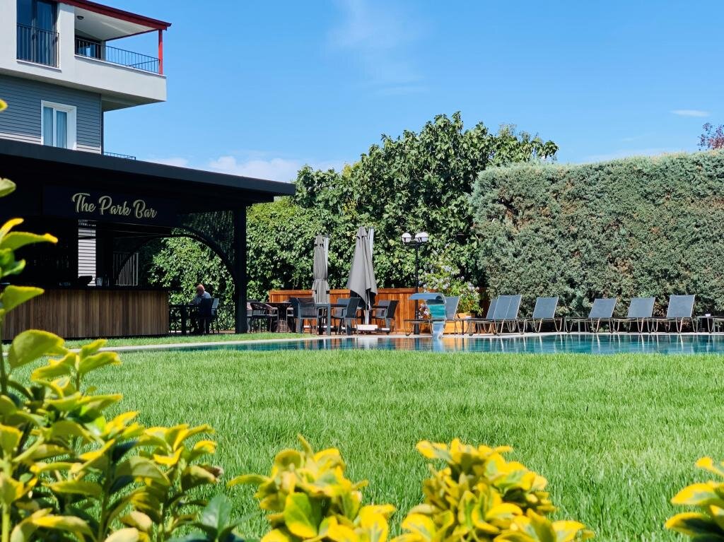 İstanbul Park Hotel · 28