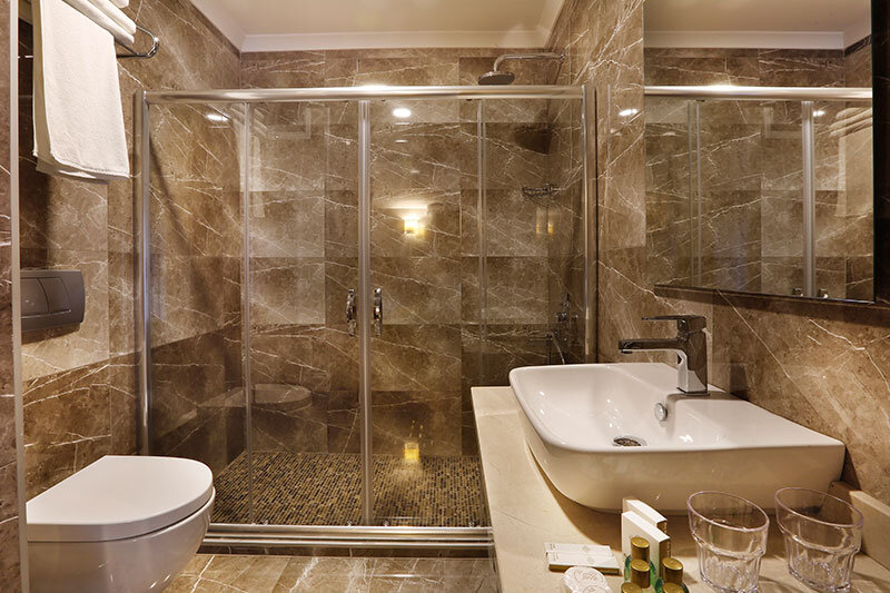 The White Orient Hotel