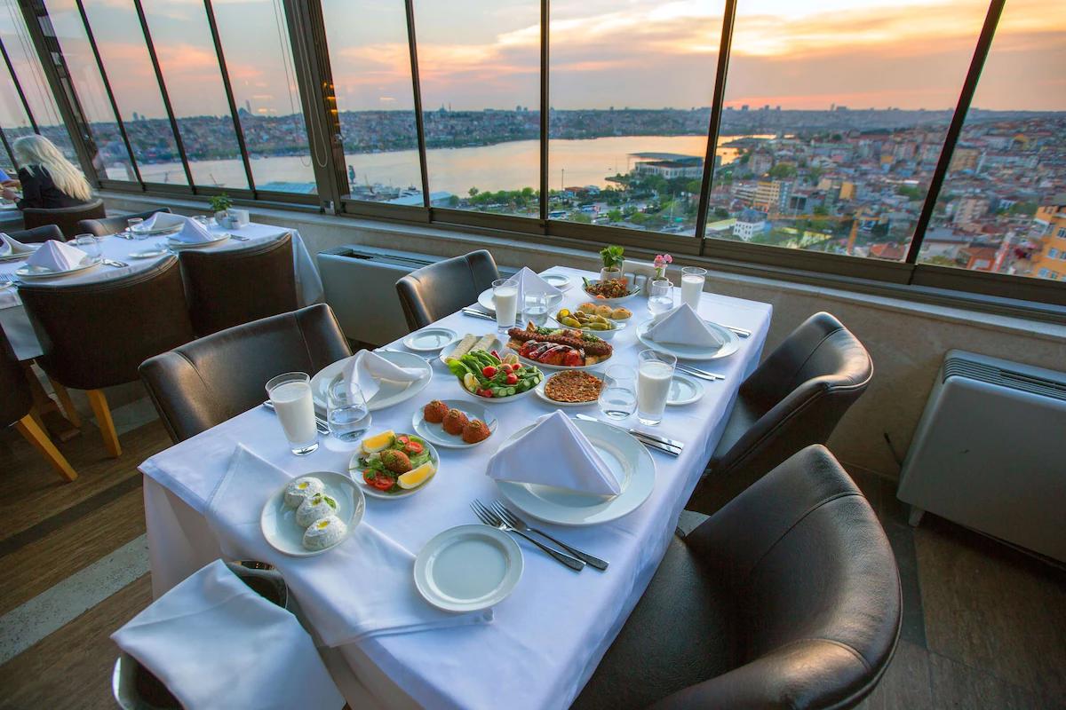Radisson Blu Hotel İstanbul Pera