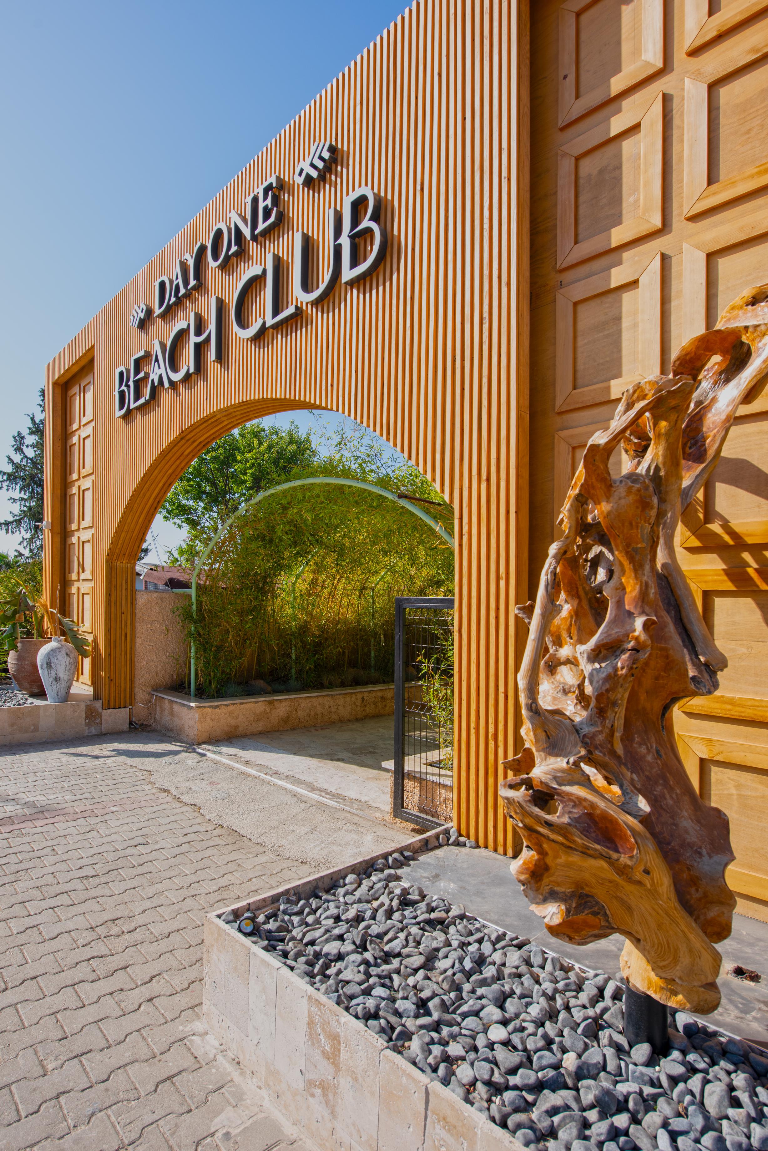 Day One Beach Resort&Spa