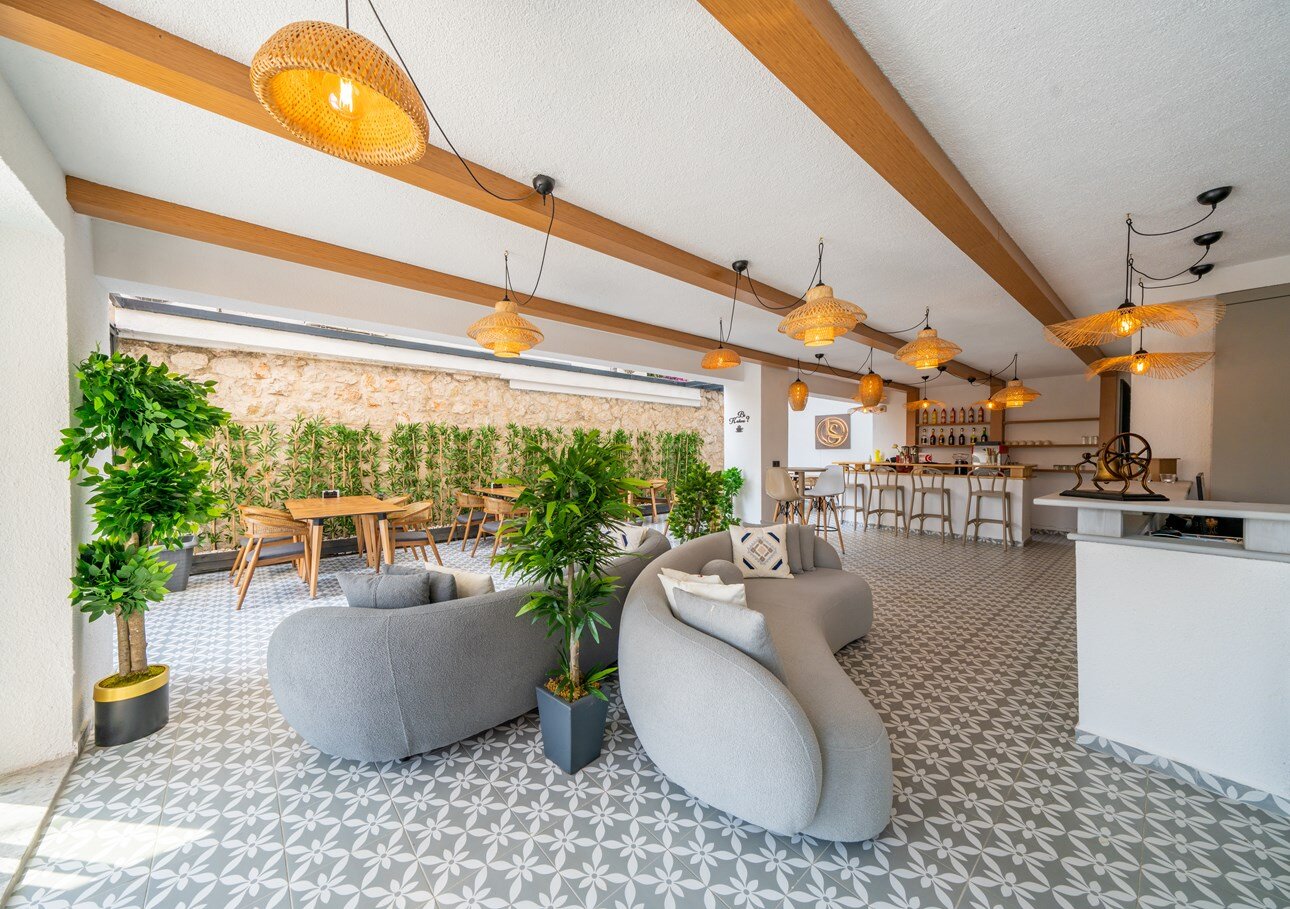 Lupia Suites Hotel