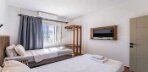 Superior Double or Twin Room with Pool View Görseli