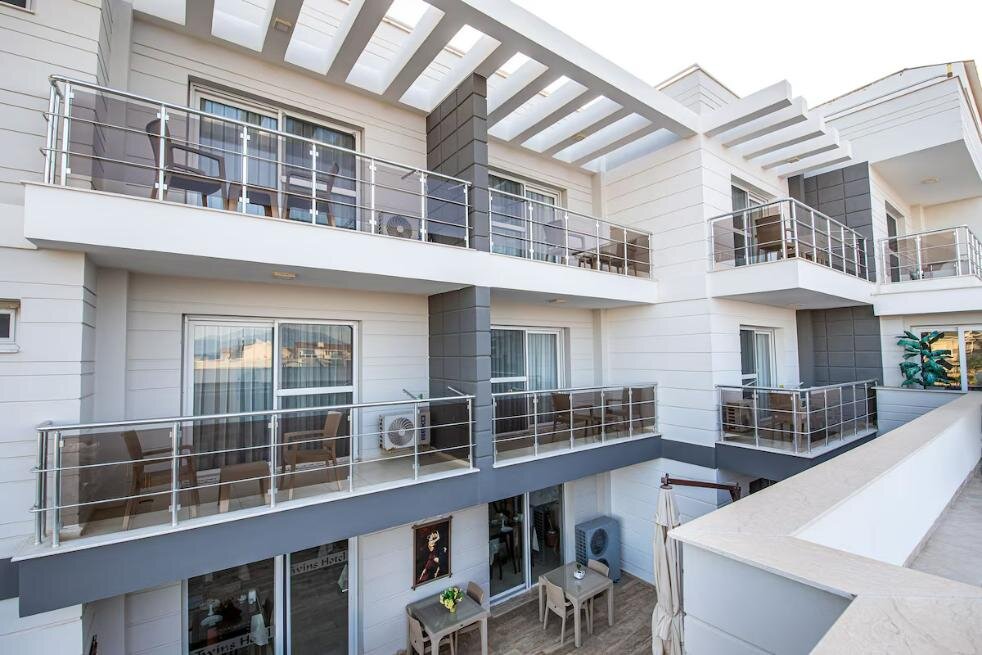 Twins Hotel Çeşme galeri 4