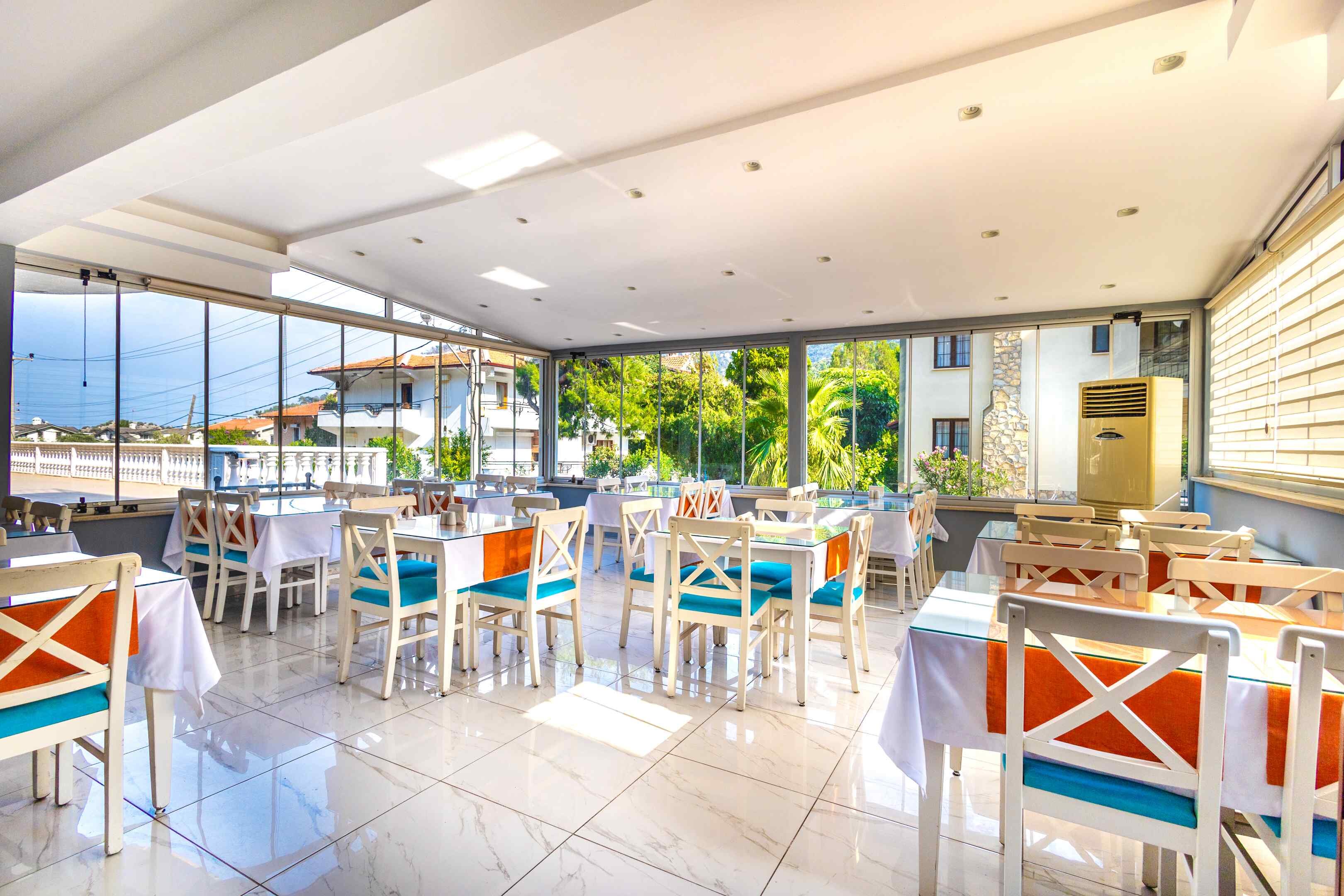 Leslion Hotel Turunç · 77