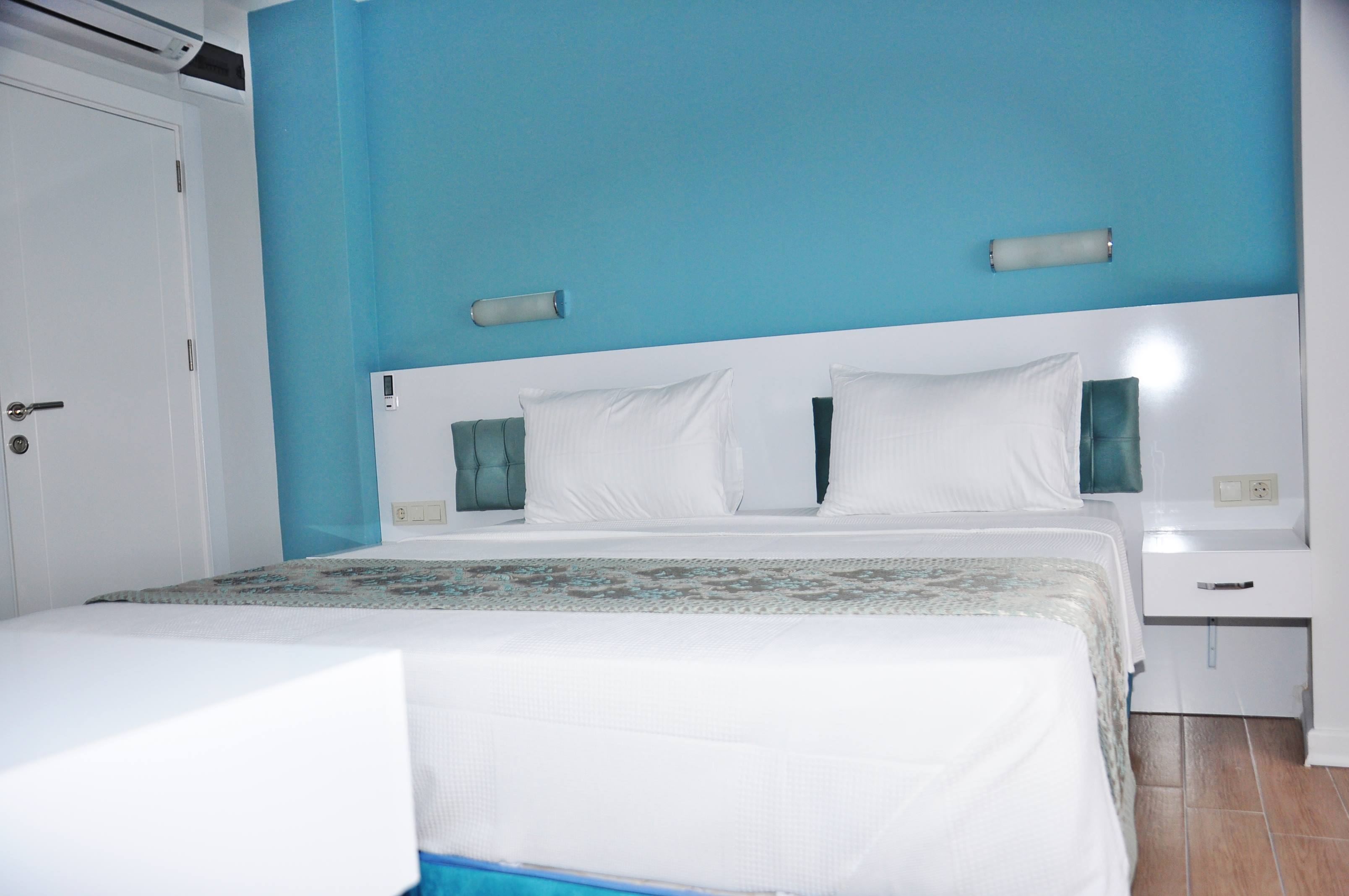 Amsterdam Otel & Suites