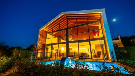 Villa Suite Room (Jacuzzi)