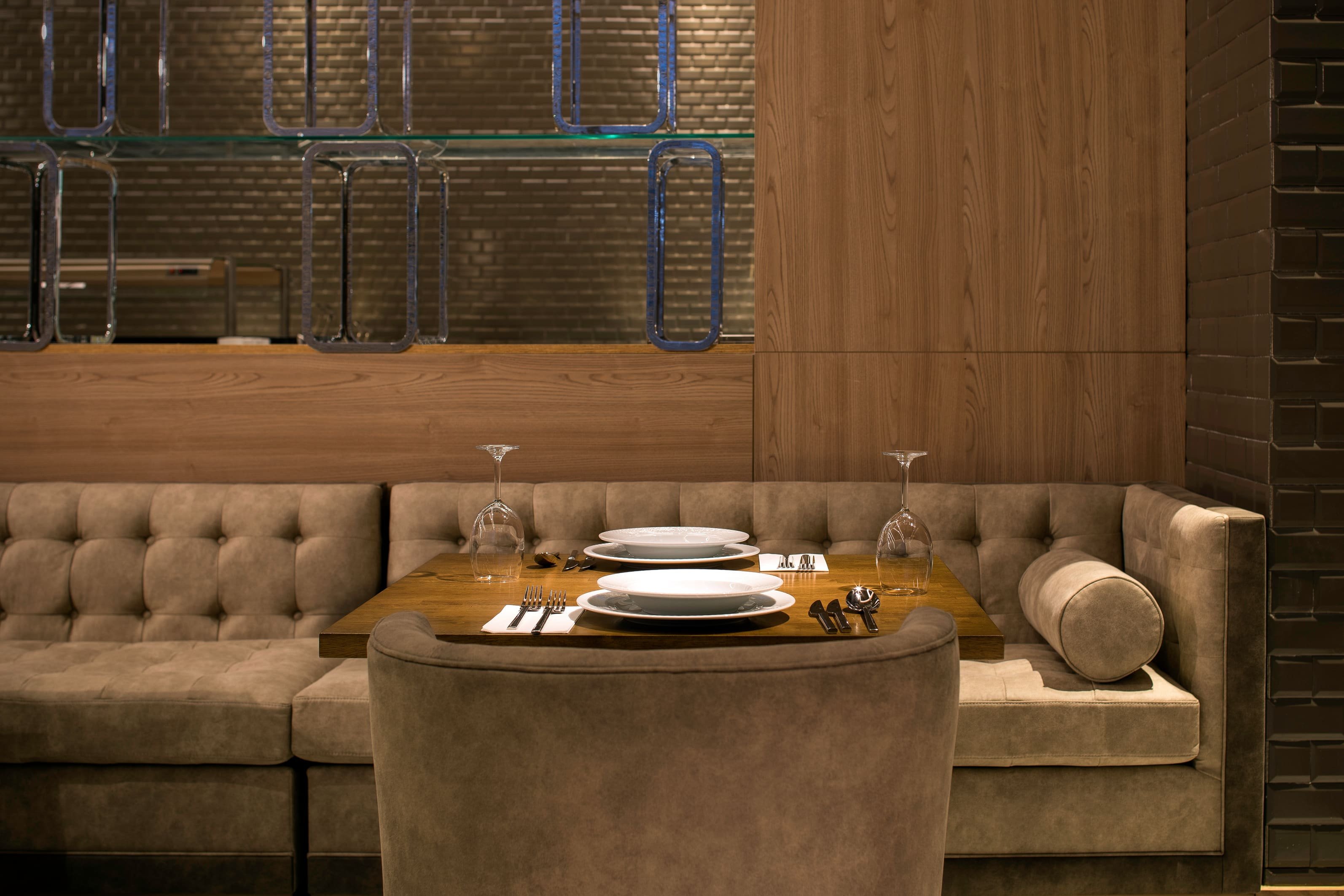Lionel Hotel · 40