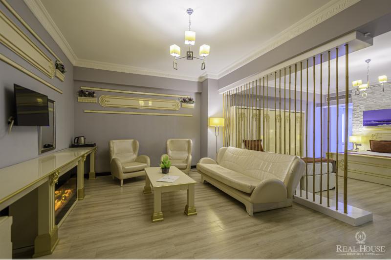 Real House Boutique Hotel