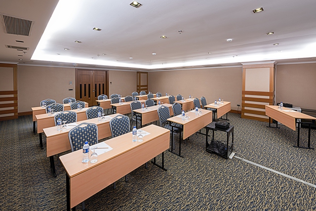 Dream Hill Business Deluxe Hotel